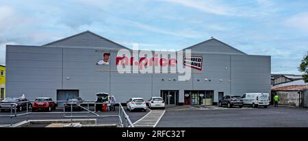 Il negozio al dettaglio Mr Price nel Butterly Business Park di Artane, Dublino, che vende un'ampia gamma di prodotti dolciari, articoli per la casa e hardware. Foto Stock