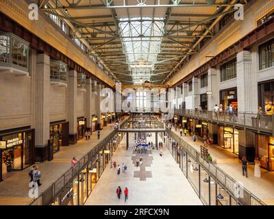 Centro commerciale Battersea Power Station, Londra, Regno Unito Foto Stock