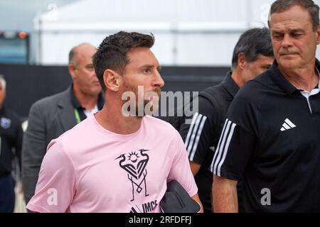 Fort Lauderdale, Florida, USA. 2 agosto 2023. Fort Lauderdale, Florida, USA. 2 agosto 2023. 10-Lionel messi dell'Inter Miami durante la partita tra Orlando City SC e Inter Miami CF al DRV Pink Stadium in Florida, USA credito: Yaroslav Sabitov/YES Market Media/Alamy Live News Foto Stock