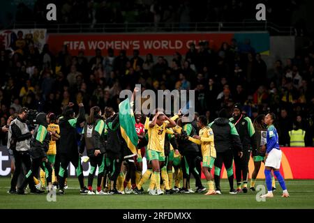 Melbourne, Australia, 2 agosto 2023. I giocatori giamaicani celebrano la partita di calcio della Coppa del mondo femminile tra la Giamaica e il Brasile all'AAMI Park il 2 agosto 2023 a Melbourne, Australia. Crediti: Dave Hewison/Speed Media/Alamy Live News Foto Stock