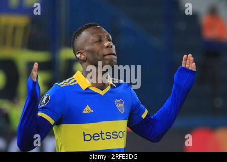 Montevideo, Uruguay. 2 agosto 2023. Luis Advincula del Boca Juniors, durante la partita tra Nacional e Boca Juniors per la prima tappa del turno 16 della Copa CONMEBOL Libertadores 2023, al Gran Park Central Stadium, a Montevideo, Uruguay il 2 agosto. Foto: Pool Pelaez Burga/DiaEsportivo/DiaEsportivo/Alamy Live News Credit: DiaEsportivo/Alamy Live News Foto Stock