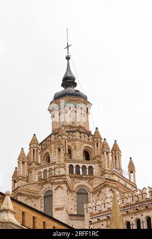 Spagna, Aragona, Tarazona, Nuestra Senora de la Huerta cattedrale torre lanterna Foto Stock