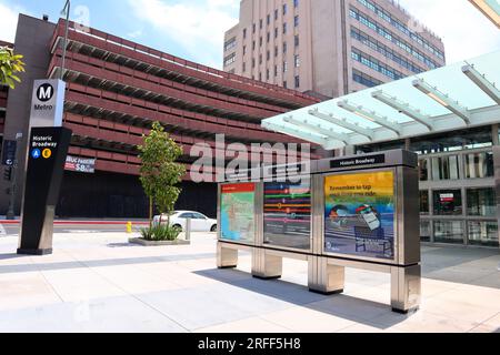 Los Angeles, California: La storica stazione della metropolitana A ed e Line di Broadway è stata aperta il 16 giugno 2023 Foto Stock