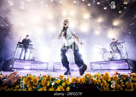 Skanderborg, Danimarca. 2 agosto 2023. Il cantautore danese MØ esegue un concerto dal vivo durante il festival musicale danese SmukFest 2023 a Skanderborg. (Foto: Gonzales Photo/Alamy Live News Foto Stock