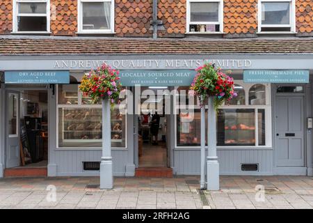 Macelleria tradizionale a Marlborough, Wiltshire, Inghilterra, Regno Unito, chiamata Andrews Quality Meats Limited Foto Stock