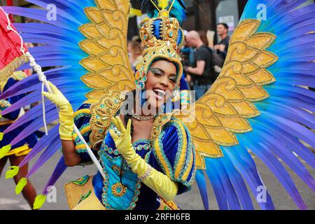 Londra, Regno Unito. 29 agosto 2022. Carnevale di Notting Hill. La festa di strada più grande d'Europa che celebra la cultura caraibica. Credito: Waldemar Sikora Foto Stock