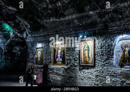 Colombia 03-08-2023-la Catedral de la Sal es un recinto construido en el interior de las minas de sal de Zipaquirá, en el dep Foto Stock