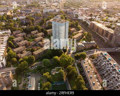 Rowley Way, Alexandra e Ainsworth estate, North West London, Camden, Inghilterra, Regno Unito Foto Stock