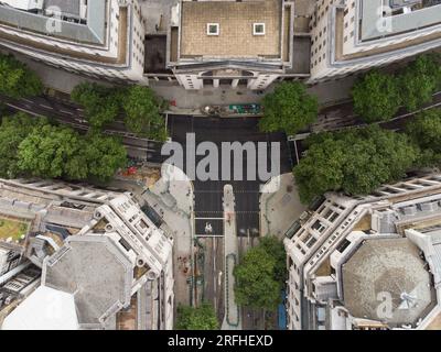 Strand Aldwych la pedoni di Strand, Un nuovo grande spazio pubblico per Londra Foto Stock