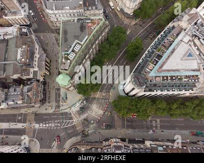 Strand Aldwych la pedoni di Strand, Un nuovo grande spazio pubblico per Londra Foto Stock