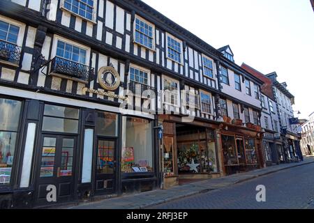 Edifici e architettura in legno, commemorando John Kyrle, l'uomo di Ross, morto 7 novembre 1724, Ross-on-Wye, Herefordshire, Inghilterra, HR9 5HD Foto Stock