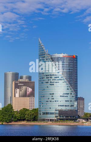 Swedbank, fiume Daugava, riga, Lettonia, Europa Foto Stock