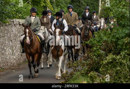 Lauder, Regno Unito. 3 agosto 2023. 3 agosto 2023 Lauder Common Riding 2023 Riders si radunano a Lauder prima di partire per il Preliminary Ride Out, che è una corsa in vista dell'evento principale di sabato 5 agosto, quando il Cornet guida la Cavalcade intorno al Burgh of Lauder. Foto: phil wilkinson/Alamy Live News Foto Stock