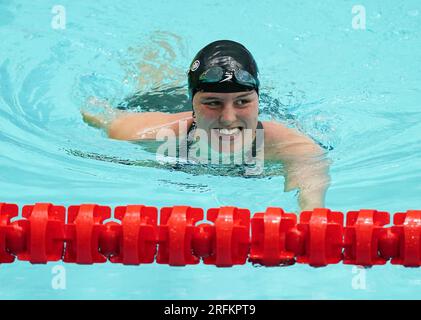 La britannica Faye Rogers nelle 100m Butterfly S10 si scalda durante il quinto giorno dei Campionati mondiali di nuoto Para 2023 al Manchester Aquatics Centre di Manchester. Data immagine: Venerdì 4 agosto 2023. Foto Stock