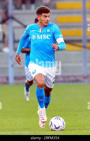 Castel di Sangro, Italia. 2 agosto 2023. Castel di Sangro, Italia, 2 agosto 2023: Giovanni di Lorenzo (22 Napoli) durante l'amichevole tra SSC Napoli e Girona allo Stadio Patini di Castel di Sangro, Italia. (Foto Mosca/SPP) credito: SPP Sport Press Photo. /Alamy Live News Foto Stock