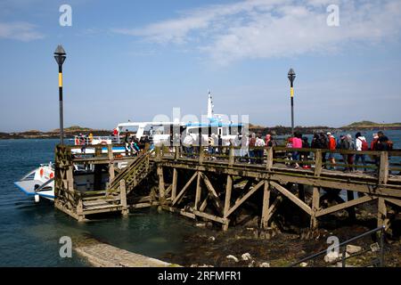 Francia, regione della Normandia, Manche, Chausey, di fronte a Granville, grande Ile, molo per Granville in una giornata intensa, Foto Stock