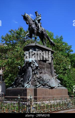 Francia, regione Hauts-de-France, dipartimento del Nord, Lille, Place Faidherbe, statua del generale francese Louis Faidherbe, Foto Stock