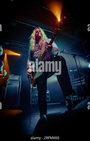 Esibizione dal vivo all'HRH AOR, Blues and Crows all'O2 Academy di Leicester, giugno 2023 Foto Stock