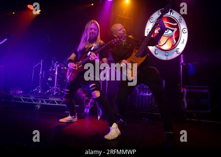 Esibizione dal vivo all'HRH AOR, Blues and Crows all'O2 Academy di Leicester, giugno 2023 Foto Stock