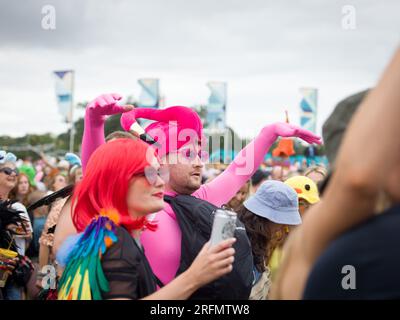 Wilderness Festival, Charlbury, Regno Unito. 4 agosto 2023. Rivelatori vestiti per il festival di quattro giorni che celebra l'arte, la cultura e la musica. Crediti: Andrew Walmsley/Alamy Live News Foto Stock