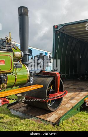 1924 Aveling & Porter, rullo di vapore da 8 tonnellate. Cumbria Steam Gathering 2023. Foto Stock