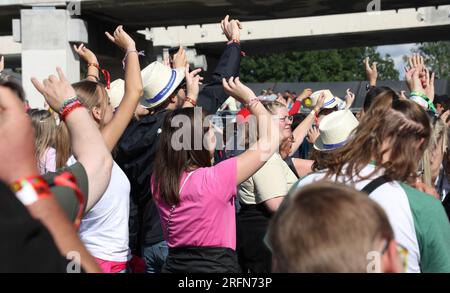 Raine le Comte, Belgio. 4 agosto 2023. L'immagine mostra il primo giorno del festival musicale "Ronquieres Festival" a Ronquieres, venerdì 4 agosto 2023. Quest'edizione del festival si svolge dal 4 al 6 agosto. BELGA PHOTO ANTHONY MALAGOLI Credit: Belga News Agency/Alamy Live News Foto Stock