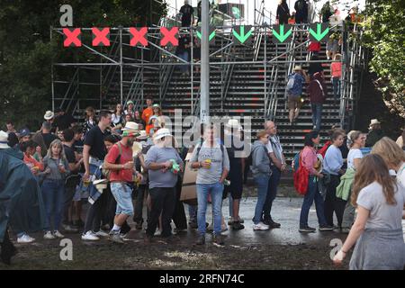 Raine le Comte, Belgio. 4 agosto 2023. L'immagine mostra l'ingresso del primo giorno del festival musicale "Ronquieres Festival" a Ronquieres, venerdì 4 agosto 2023. Quest'edizione del festival si svolge dal 4 al 6 agosto. BELGA PHOTO ANTHONY MALAGOLI Credit: Belga News Agency/Alamy Live News Foto Stock