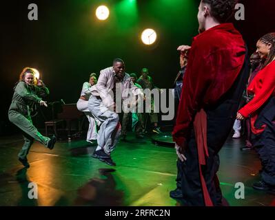 Edimburgo, Scozia, Regno Unito, 5 agosto 2023. Lancio di Pleasance al festival di Edimburgo: Estratti degli spettacoli Pleasance Fringe vengono lanciati durante un evento di anteprima. Nella foto: Sound Clash: Death in the Arena. Crediti: Sally Anderson/Alamy Live News Foto Stock