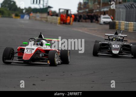 Inizio gara - Campionato britannico F4 Croft Foto Stock