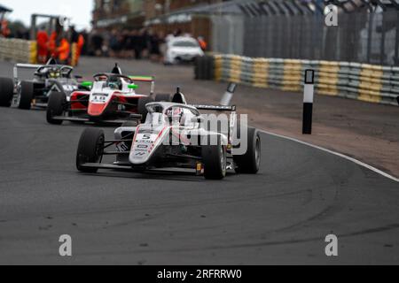 Inizio gara - Campionato britannico F4 Croft Foto Stock