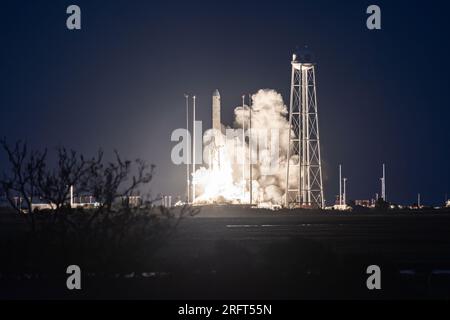 Antares 230+ Rocket Liftoff Foto Stock