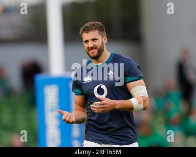 Dublino, Irlanda. 5 agosto 2023. 5 agosto 2023; Aviva Stadium, Dublino, Irlanda: Summer International Rugby, Irlanda contro Italia; la squadra irlandese si riscalda prima del calcio d'inizio credito: Action Plus Sports Images/Alamy Live News Foto Stock