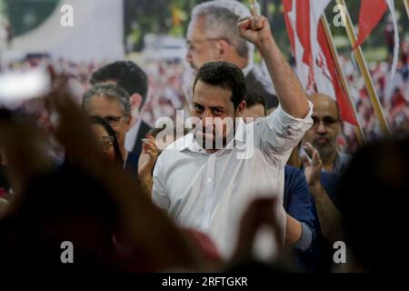 San Paolo, Brasile. 5 agosto 2023. SP - SAN PAOLO - 08/05/2023 - SAN PAOLO, PT OFFICIALIZES SOSTEGNO AL NOME DI GUILHERME BOULOS PER LE ELEZIONI del 2024 - deputato federale Guilherme Boulos (PSOL) durante un evento che ha reso pubblico il sostegno del Partito dei lavoratori (PT) di San Paolo a suo nome per candidarsi a sindaco di San Paolo nelle elezioni del 2024. Foto: Suamy Beydoun/AGIF Credit: AGIF/Alamy Live News Foto Stock