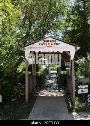 Louisburg, Kansas - 5 agosto 2023: Cedar Cove Feline Conservation & Education Center Foto Stock