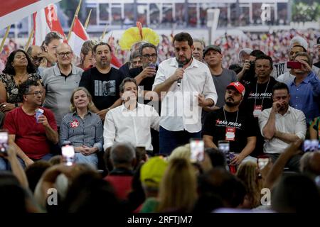 San Paolo, Brasile. 5 agosto 2023. SP - SAN PAOLO - 05/08/2023 - SAN PAOLO, PT OFFICIALIZES SOSTEGNO AL NOME DI GUILHERME BOULOS PER LE ELEZIONI del 2024 - deputato federale Guilherme Boulos (PSOL) durante un evento che ha reso pubblico il sostegno del Partito dei lavoratori (PT) di San Paolo a suo nome per candidarsi a sindaco di San Paolo nelle elezioni del 2024. Foto: Suamy Beydoun/AGIF Credit: AGIF/Alamy Live News Foto Stock