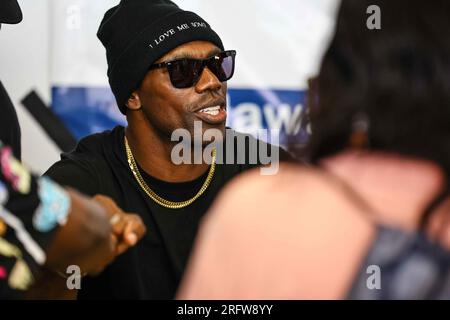 Wilmington, DE, USA. 5 agosto 2023. L'ex wide receiver della NFL TERRELL OWENS ha partecipato alla diciannovesima partita annuale di pallacanestro Duffy's Hope Celebrity sabato 5 agosto 2023, al Chase Fieldhouse, a Wilmington, CANC. I proventi vanno a beneficio dell'organizzazione no-profit Duffy's Hope Youth Programming. (Immagine di credito: © Saquan Stimpson/ZUMA Press Wire) SOLO USO EDITORIALE! Non per USO commerciale! Foto Stock