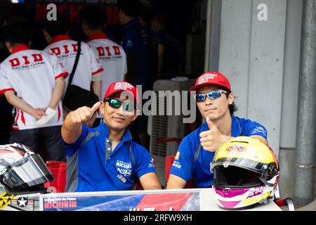 Suzuka, GIAPPONE, 6 agosto 2023. Foto del team durante la 44a Coca-Cola Suzuka 8hr Endurance Race 2023, Suzuka, Giappone. Crediti: Ivica Glavas/Speed Media/Alamy Live News Foto Stock