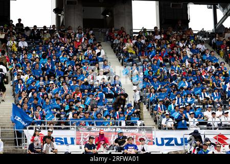 SUZUKA, GIAPPONE - 6 AGOSTO: Fan di Suzuki durante la 44a Coca-Cola Suzuka 8hr Endurance Race 2023, Suzuka, Giappone. (Foto di Ivan Glavas /Speed Media/Icon Sportswire) Foto Stock