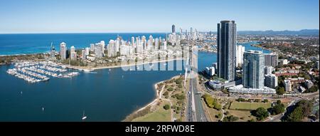 Vista aerea della città di Surfers Paradise sulla Gold Coast del Queensland, Australia. Foto Stock