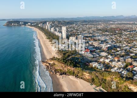 La vista aerea di Miami e Burleigh si dirige sulla Gold Coast del Queensland. Foto Stock