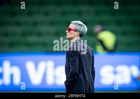 Melbourne, Melbourne, Australia. 6 agosto 2023. L'attaccante statunitense MEGAN RAPINOE #15 scende in campo prima del turno 16 della Coppa del mondo FIFA WomenÃs 2023 contro la Svezia al Melbourne Rectangle Stadium di Melbourne, Australia (immagine di credito: © Ira L. Black/ZUMA Press Wire) SOLO PER USO EDITORIALE! Non per USO commerciale! Crediti: ZUMA Press, Inc./Alamy Live News Foto Stock