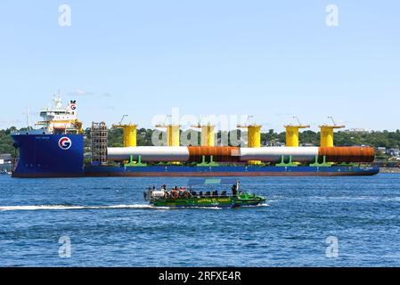 Halifax, Canada - 2 agosto 2023: Nave pesante GPO Grace nel porto di Halifax. La nave viene utilizzata per trasportare attrezzature pesanti al vigneto Wi Foto Stock