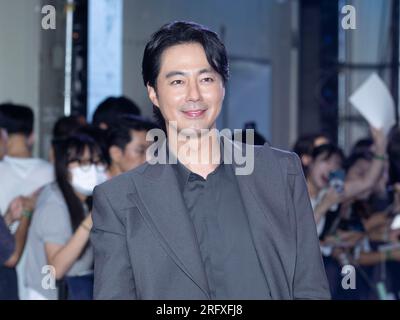 Seoul, Corea del Sud. 3 agosto 2023. L'attore sudcoreano Zo in-sung, assiste a un tappeto blu per il film Disney "Moving" Blue Carpet a Seul, Corea del Sud, il 3 agosto 2023. (Foto di Lee Young-ho/Sipa USA) credito: SIPA USA/Alamy Live News Foto Stock