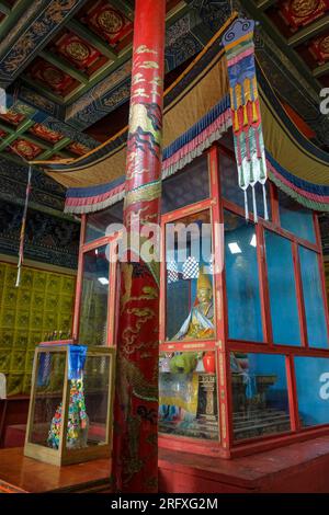 Erdenet, Mongolia - 18 luglio 2023: Monastero di Amarbayasgalant, uno dei tre più grandi centri monastici buddisti della Mongolia. Foto Stock