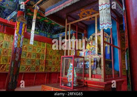 Erdenet, Mongolia - 18 luglio 2023: Monastero di Amarbayasgalant, uno dei tre più grandi centri monastici buddisti della Mongolia. Foto Stock