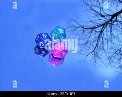 Dices astrologici per la narrazione del futuro, strumenti per astrologi per la previsione e la previsione della fortuna Foto Stock