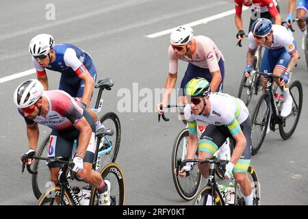 Glasgow, Regno Unito. 6 agosto 2023. GLASGOW, SCOZIA - 6 AGOSTO: Mathieu van der Poel dei Paesi Bassi durante la Men Elite Road Race il giorno 4 del 96° Campionato del mondo di ciclismo UCI Glasgow 2023 il 6 agosto 2023 a Glasgow, Scozia. (Foto di Tim Buitenhuis/Agenzia BSR) credito: Agenzia BSR/Alamy Live News Foto Stock