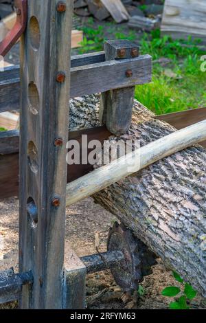 Uno dei primi edifici del villaggio, questa casa è sopravvissuta alle molte case in legno a camera singola costruite dai lealisti lungo il lungofiume Foto Stock