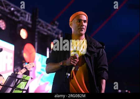 Walpole Park, Londra, Regno Unito. 5 agosto 2023. Jemelin Actigas, Richard Marcel, si esibisce al più grande Latin Music Festival del Regno Unito torna per il suo settimo anno quest'estate, facendo la doccia dell'amore latino e spolverando magia latina in tutto il Walpole Park di West London. Credito: Vedere li/Picture Capital/Alamy Live News Foto Stock