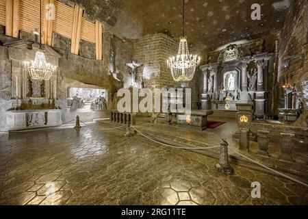 WIELICZKA, POLONIA - 24 MAGGIO 2023: Miniera di sale sotterranea di Wieliczka (XIII secolo), una delle più antiche miniere di sale del mondo, vicino a Cracovia, Polonia. Foto Stock